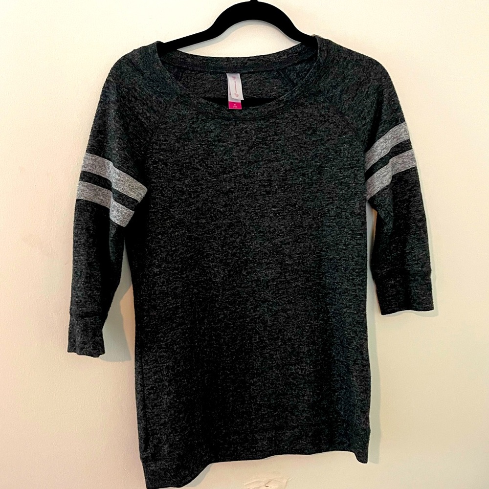 3/4 length sleeve soft, dark grey tunic